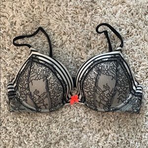 Victoria’s Secret Very Sexy Push Up Bra